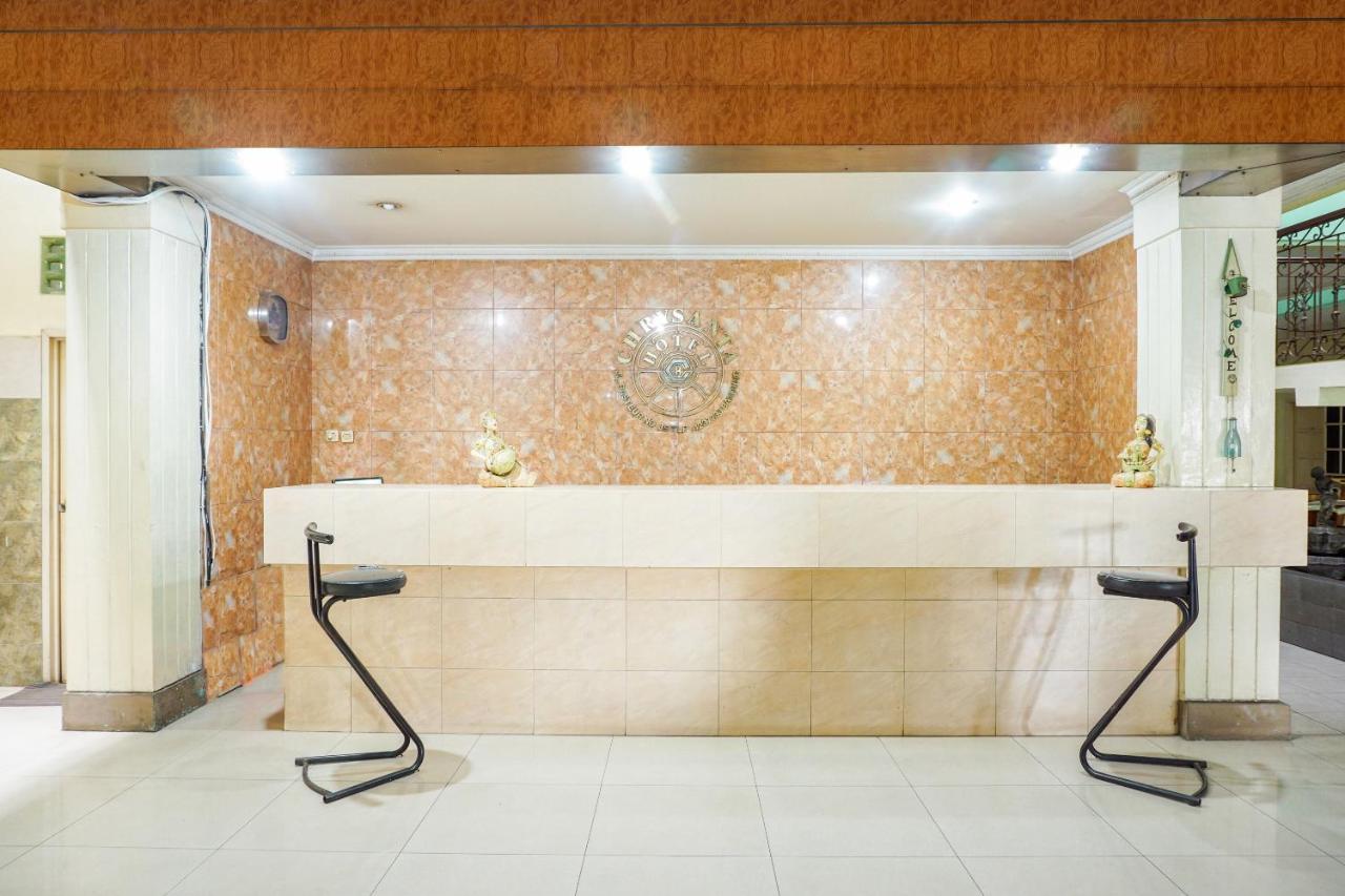 Oyo 2085 Chrysanta Hotel Бандунг Екстер'єр фото